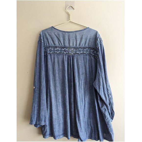 Solitaire Crochet button up - Picture 2 of 7